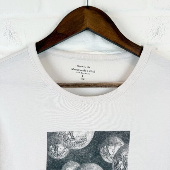 Abercrombie & Fitch Skimming Disco Ball Tee Short Sleeve Ivory Tee B&W Size L - Picture 3 of 7